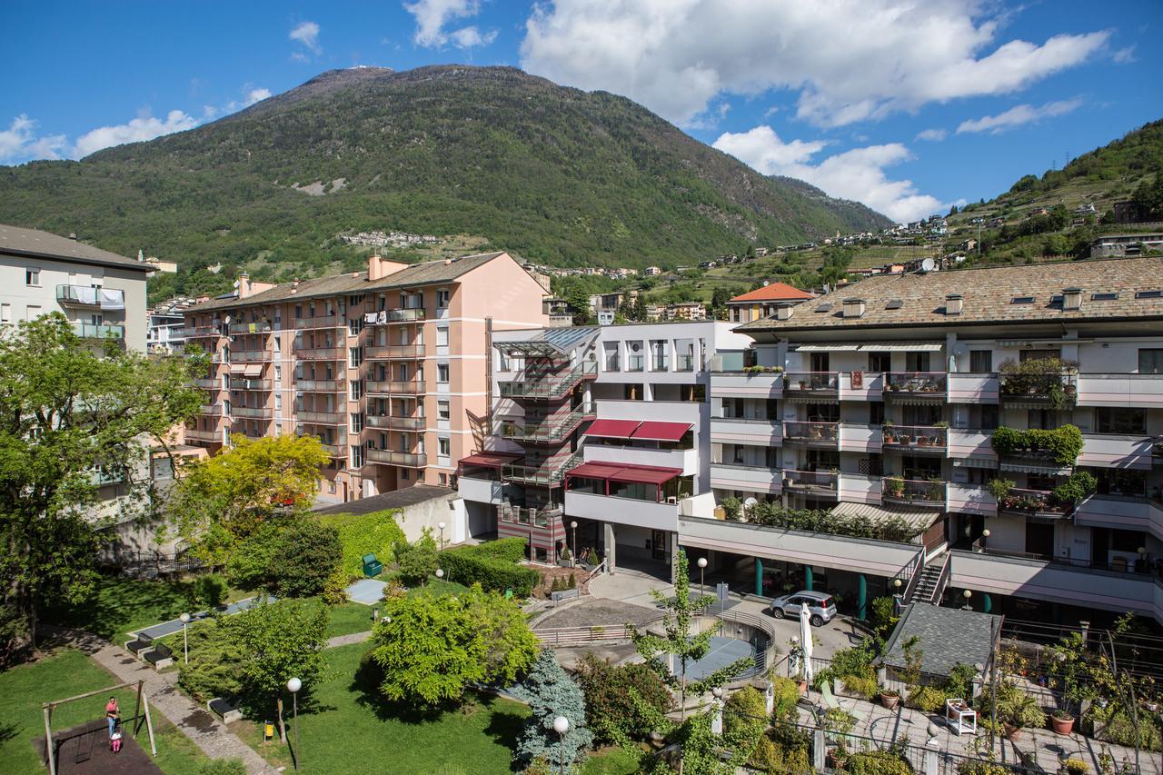Piazzi House Aparthotel Сондрио Екстериор снимка