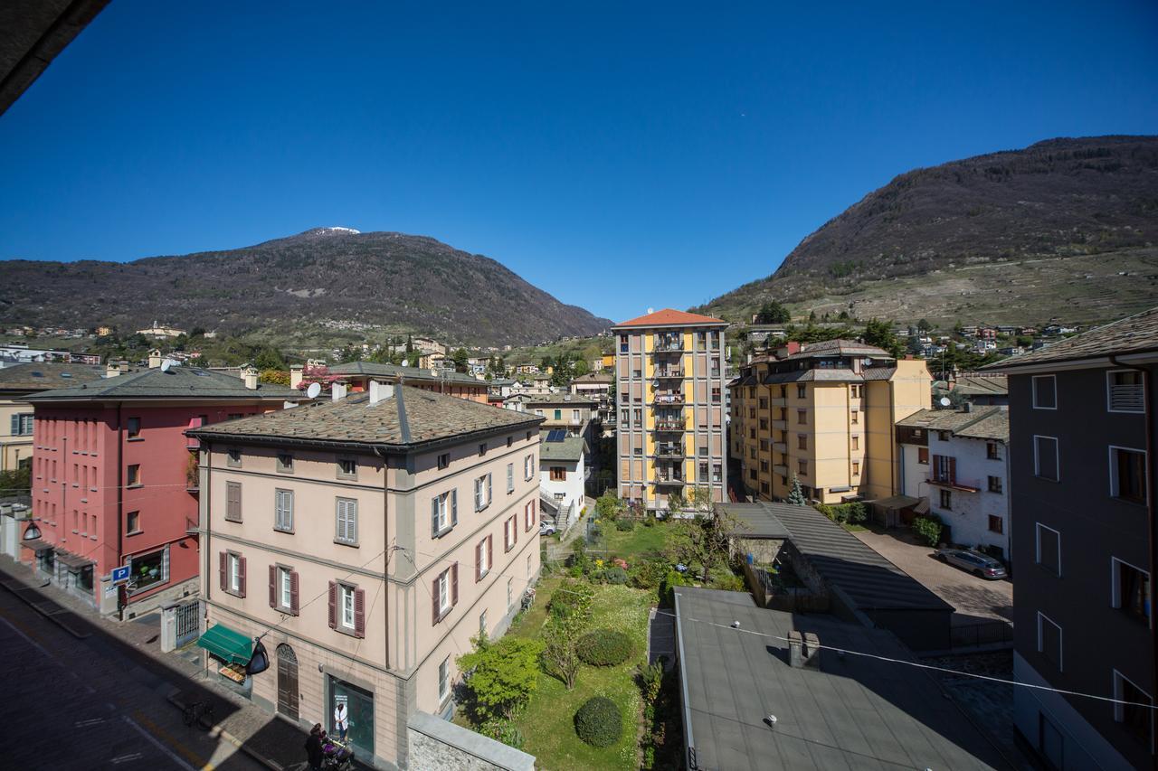 Piazzi House Aparthotel Сондрио Екстериор снимка